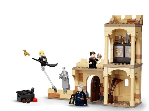 LEGO HARRY POTTER 76395 Tylypahka: ENSIMMÄINEN LENTOOPINTO