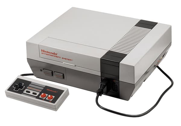 Nintendo 8-bit / NES Original Console incl. 2 Controllers (Begagnad) 1 Controller Nintendo 8-bit / NES Original Console incl. 2 Controllers (Begagnad) 1 Controller