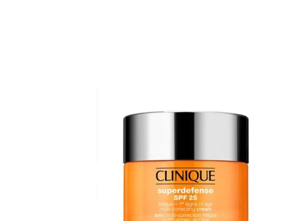 Clinique Superdefense SPF25 ravitseva päivävoide 30ml