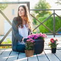 Miniatyrbilde 3 av 7: Firkantet blomsterpotte i tre - sett med 3 stk