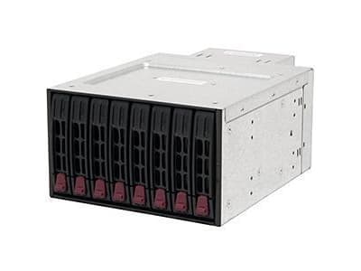 Fujitsu Upgr to Medium 4x LFF Liitinpaneeli