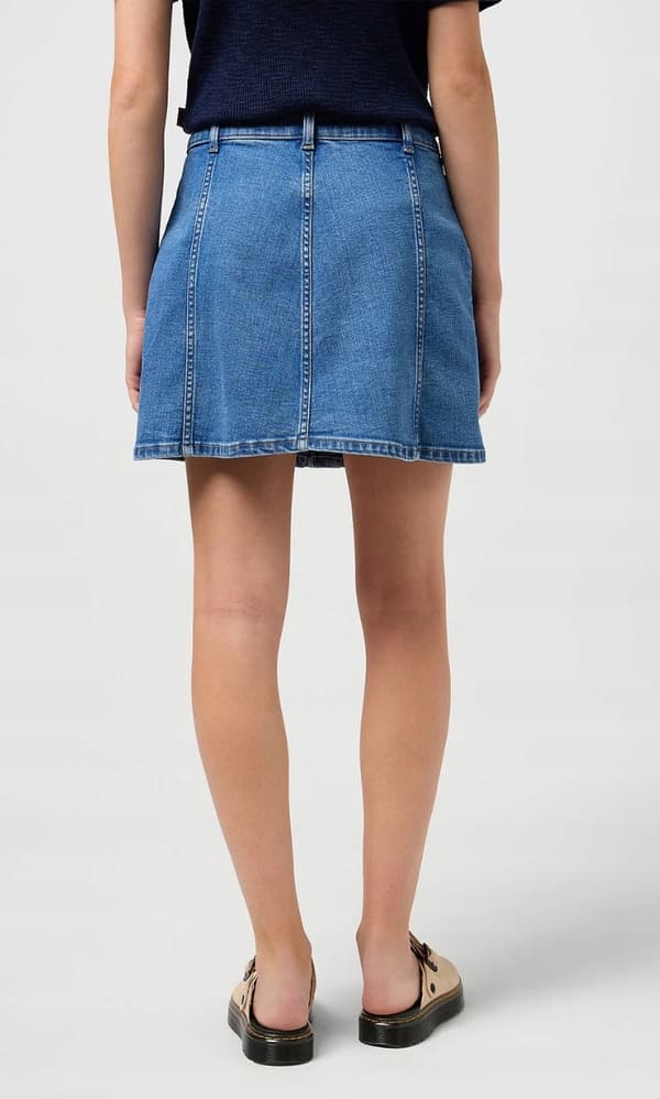 Wrangler FARKKUMINIHATE LYHYT FARKKUHAME ETUAUKO M